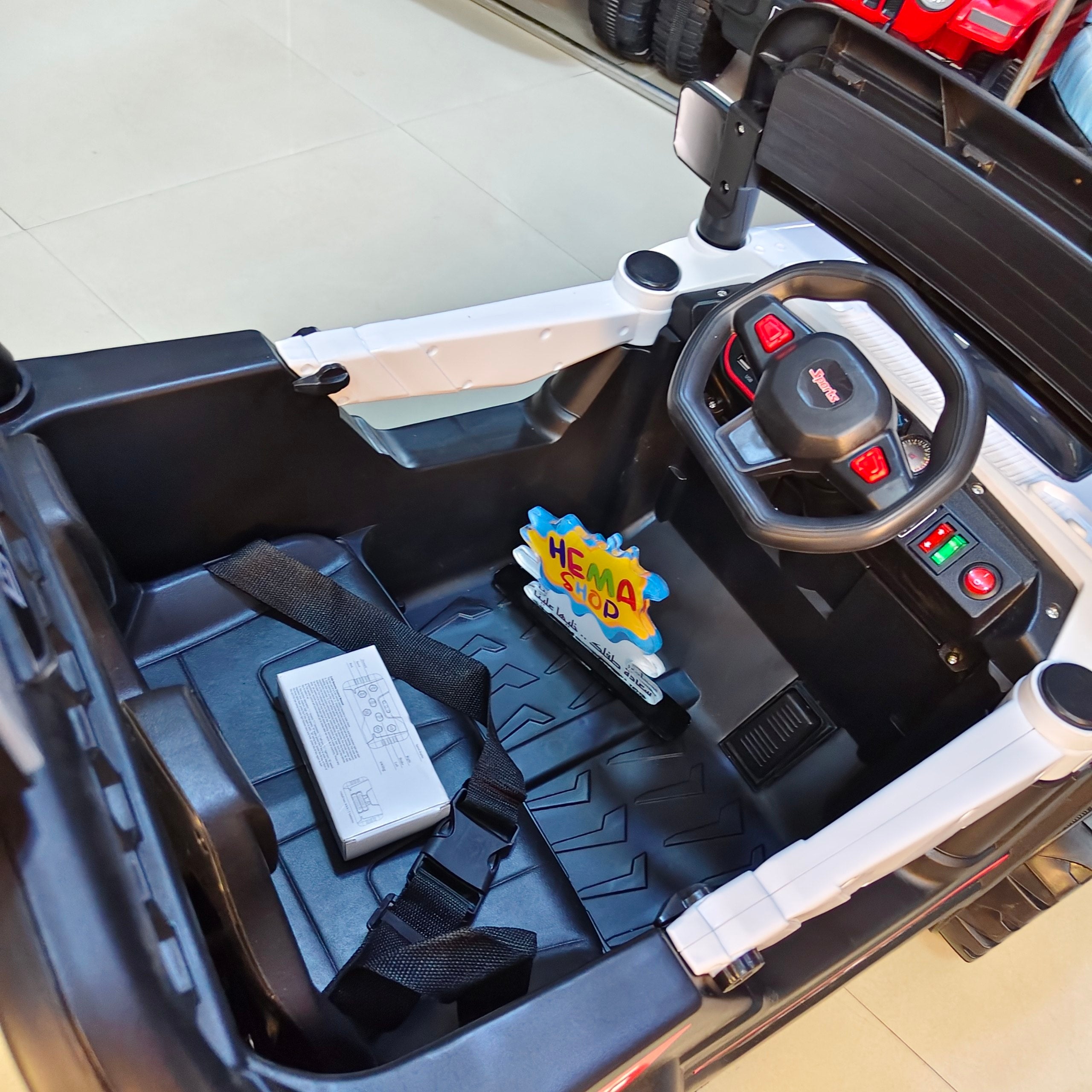 سياره  الأطفال Mercedes  موديل 2026 _ ابيض