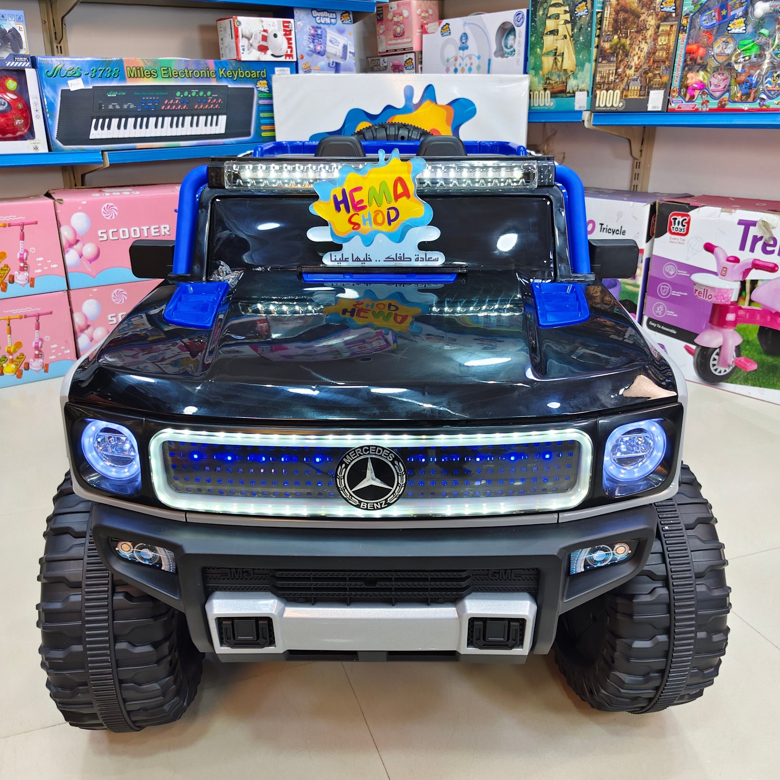 سياره Mercedes G-Class  موديل 2027 _ ازرق